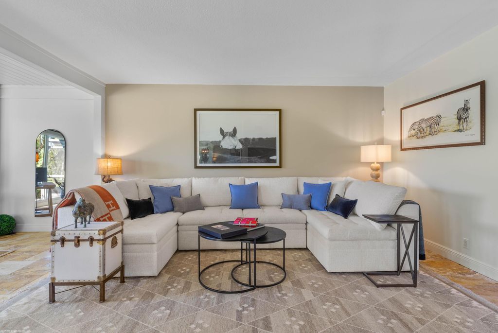 2624 Muirfield Court, Wellington, FL 33414
