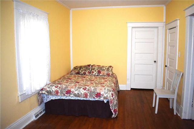 2922 Angelique Street, St Joseph, MO 64501