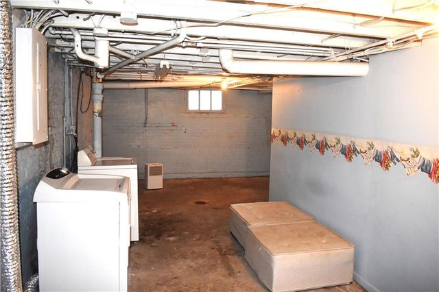 2922 Angelique Street, St Joseph, MO 64501