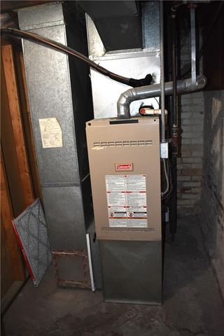 2922 Angelique Street, St Joseph, MO 64501