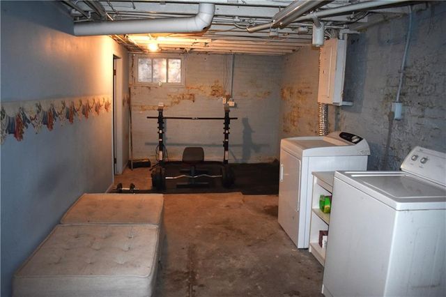 2922 Angelique Street, St Joseph, MO 64501