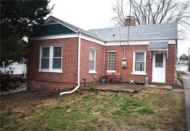 2922 Angelique Street, St Joseph, MO 64501