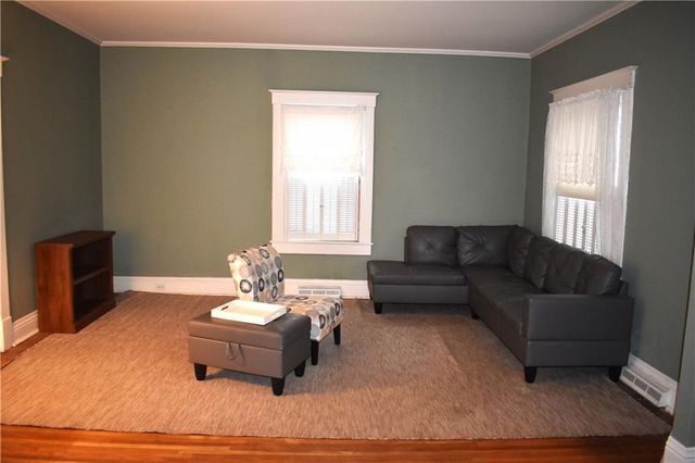 2922 Angelique Street, St Joseph, MO 64501