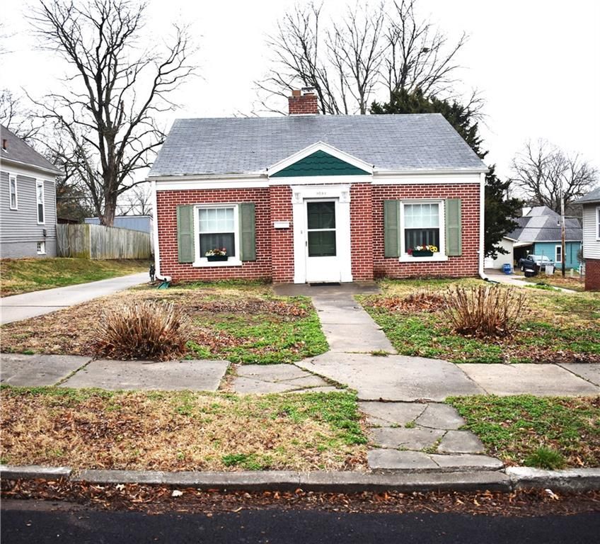 2922 Angelique Street, St Joseph, MO 64501