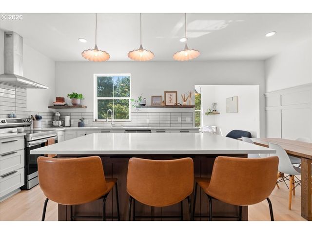 108 DAVID DEAN Dr, Kalama, WA 98625