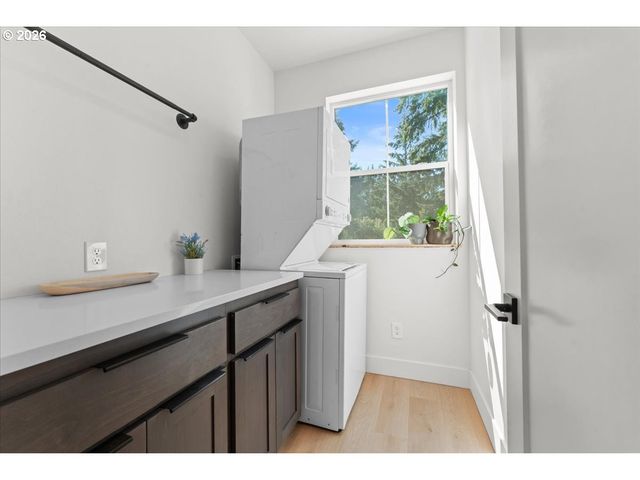 108 DAVID DEAN Dr, Kalama, WA 98625