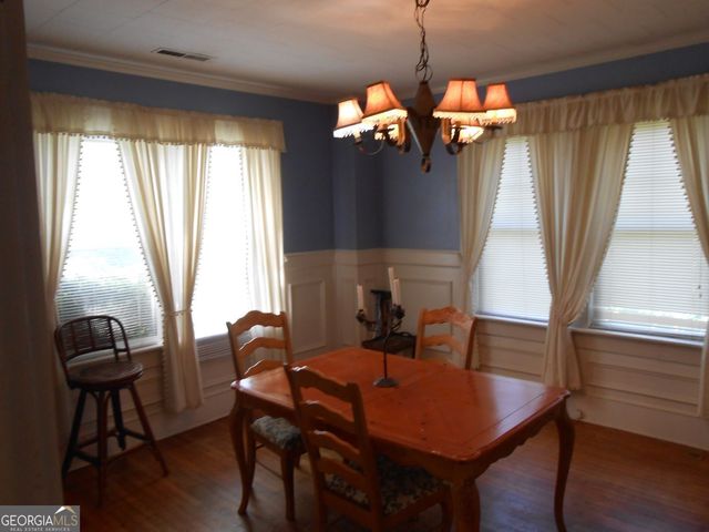 379 Warwoman Road, Clayton, GA 30525