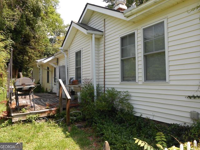 379 Warwoman Road, Clayton, GA 30525