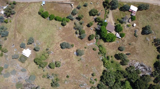 39569 Clover Lane, Yokuts Valley, CA 93675