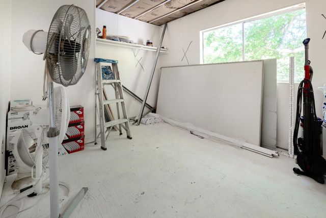 39569 Clover Lane, Yokuts Valley, CA 93675