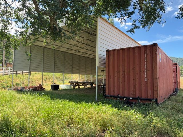 39569 Clover Lane, Yokuts Valley, CA 93675