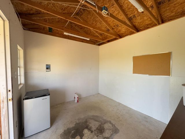 39569 Clover Lane, Yokuts Valley, CA 93675