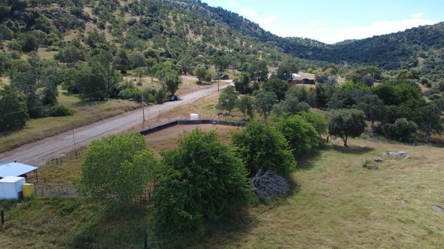 39569 Clover Lane, Yokuts Valley, CA 93675
