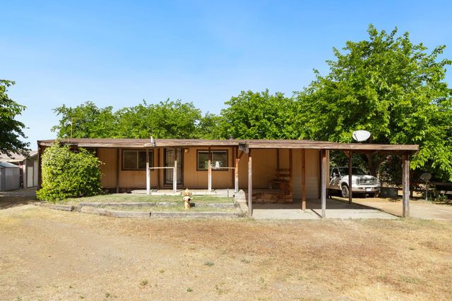 39569 Clover Lane, Yokuts Valley, CA 93675