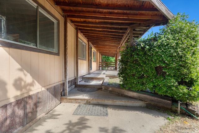 39569 Clover Lane, Yokuts Valley, CA 93675