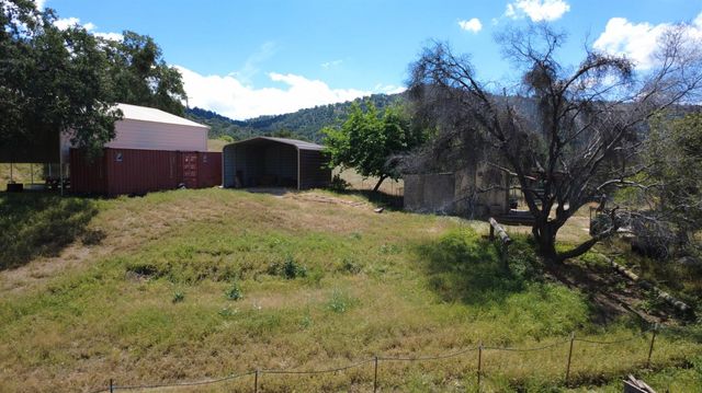 39569 Clover Lane, Yokuts Valley, CA 93675