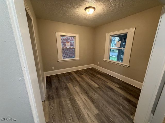 288 Noah Avenue, Akron, OH 44320