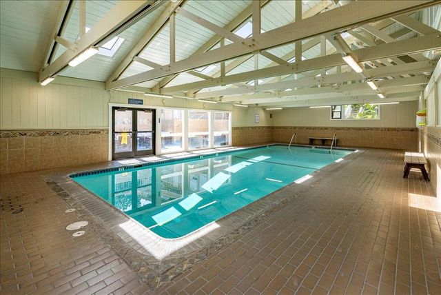 300 Glenwood Circle 265, Monterey, CA 93940