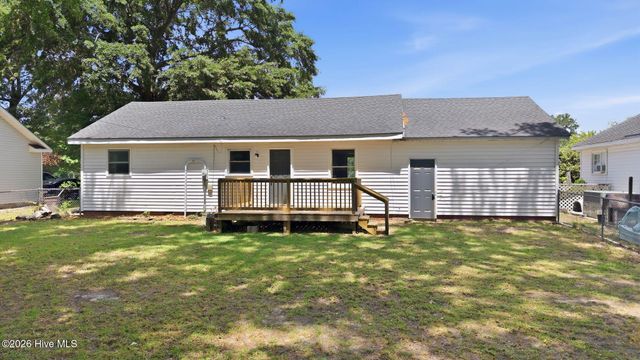 810 W Country Club Drive, Tarboro, NC 27886