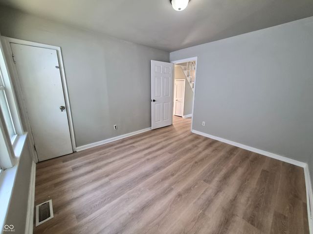 925 N Somerset Avenue, Indianapolis, IN 46222