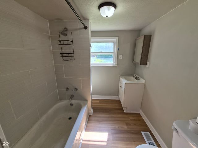 925 N Somerset Avenue, Indianapolis, IN 46222