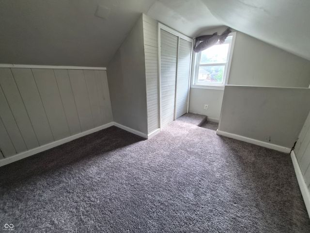 925 N Somerset Avenue, Indianapolis, IN 46222