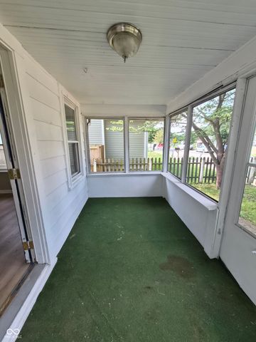 925 N Somerset Avenue, Indianapolis, IN 46222