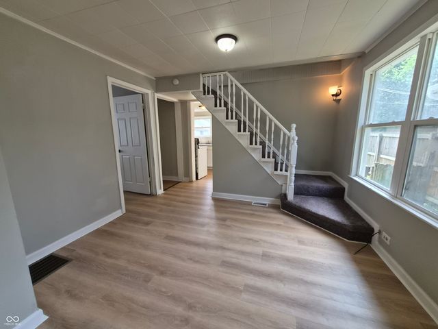 925 N Somerset Avenue, Indianapolis, IN 46222