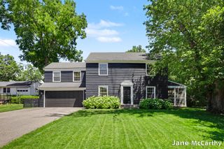 344 Baltimore Drive NE, Grand Rapids, MI 49503