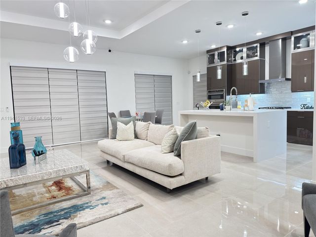 5444 SW Saint Armands Way, Westlake, FL 33470