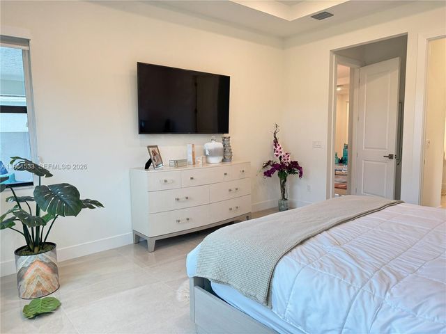 5444 SW Saint Armands Way, Westlake, FL 33470