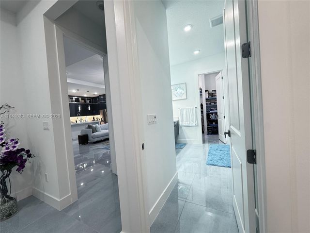 5444 SW Saint Armands Way, Westlake, FL 33470