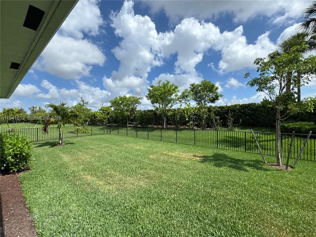 5444 SW Saint Armands Way, Westlake, FL 33470