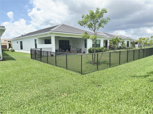 5444 SW Saint Armands Way, Westlake, FL 33470