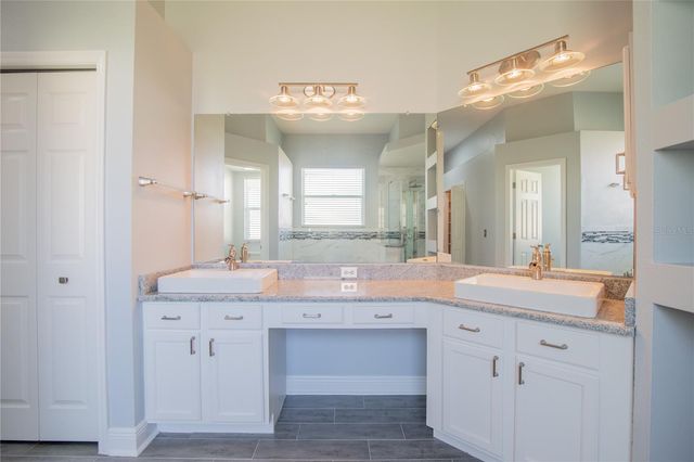 4810 WATER LARK WAY, Valrico, FL 33596