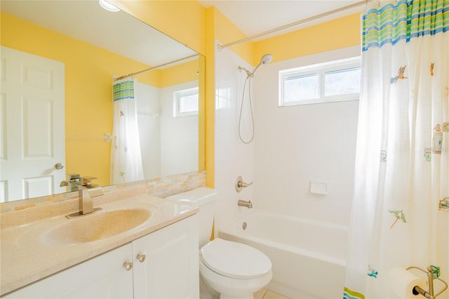 4810 WATER LARK WAY, Valrico, FL 33596