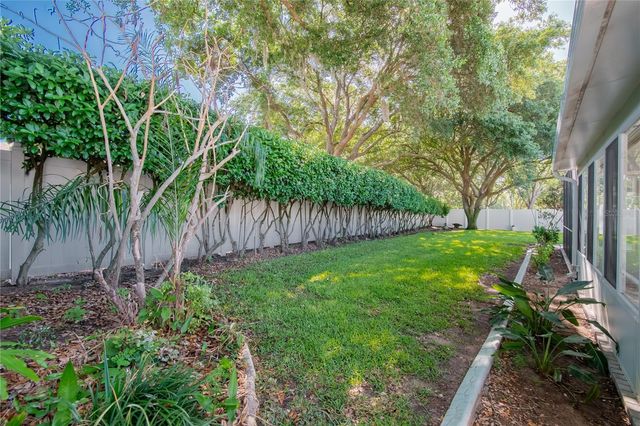 4810 WATER LARK WAY, Valrico, FL 33596