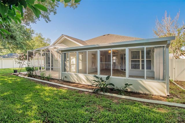 4810 WATER LARK WAY, Valrico, FL 33596