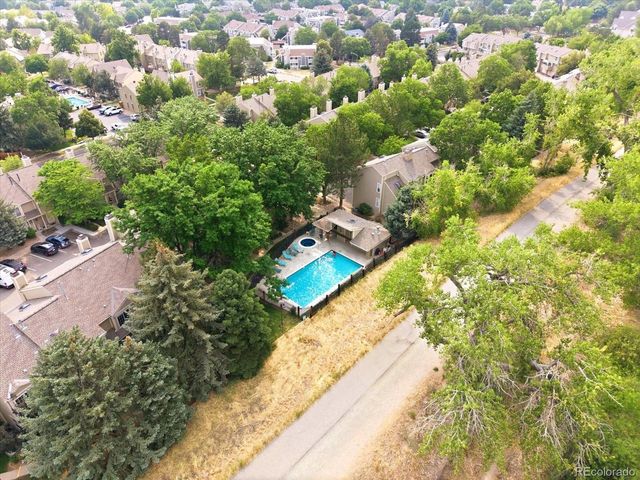 1818 S Quebec Way 9-7, Denver, CO 80231