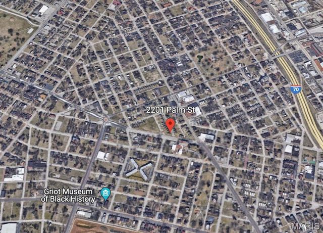 2201 Palm St, St Louis, MO 63107