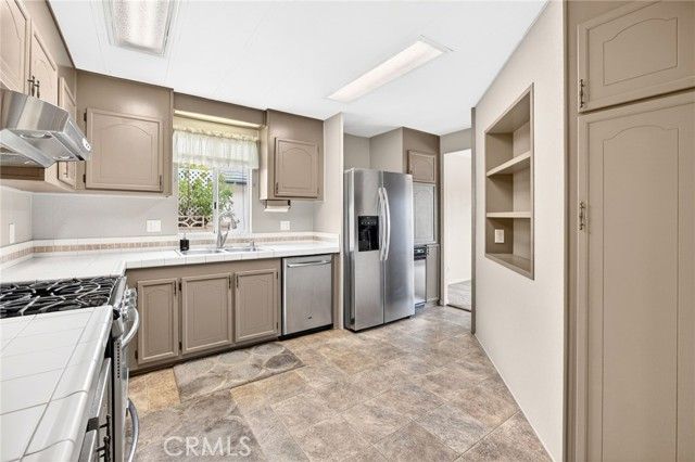 1599 Brentwood, Hemet, CA 92545