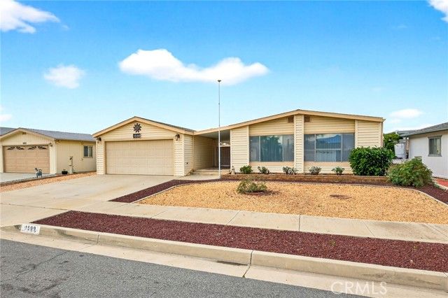 1599 Brentwood, Hemet, CA 92545