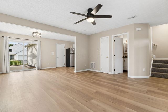 1377 Pansy Street, 203, Blacklick, OH 43004