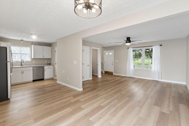 1377 Pansy Street, 203, Blacklick, OH 43004