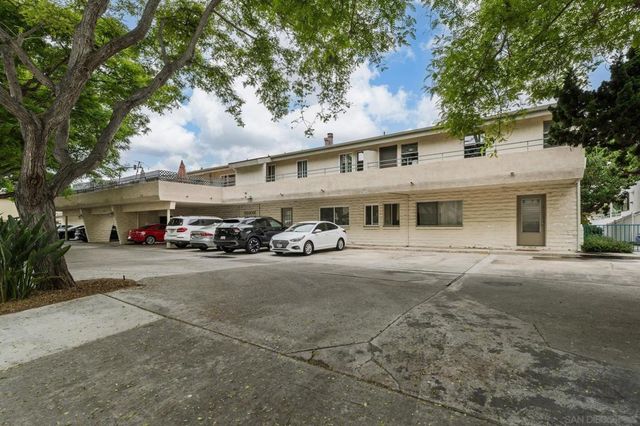 2544 Navarra Dr 4, Carlsbad, CA 92009