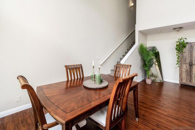 2544 Navarra Dr 4, Carlsbad, CA 92009