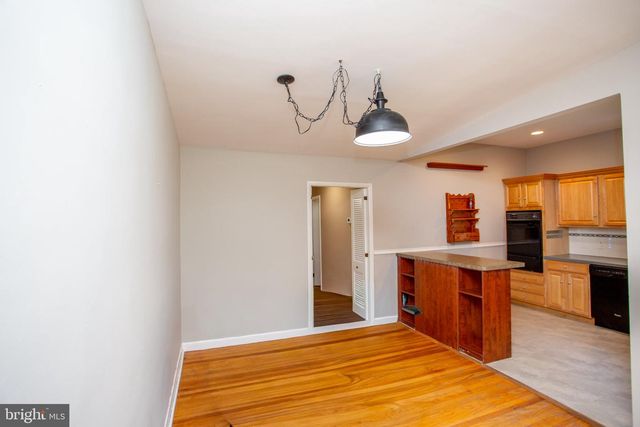540 WANAMAKER RD, Jenkintown, PA 19046