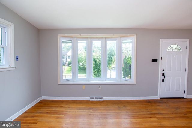 540 WANAMAKER RD, Jenkintown, PA 19046