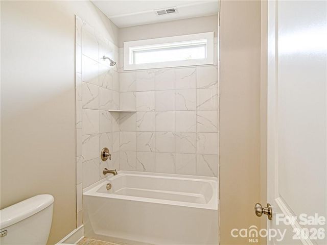10136 Fairlea Drive, Charlotte, NC 28269