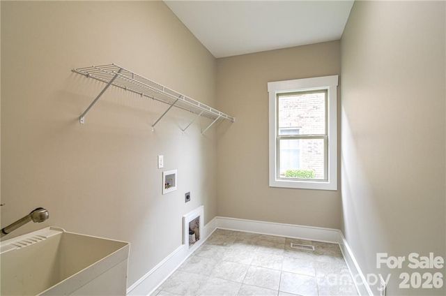 10136 Fairlea Drive, Charlotte, NC 28269